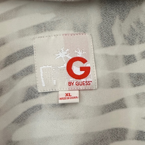 GUESS Blazer - Picture 3 of 3